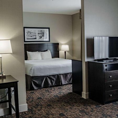 Radisson Hotel Edmonton Airport Leduc Extérieur photo