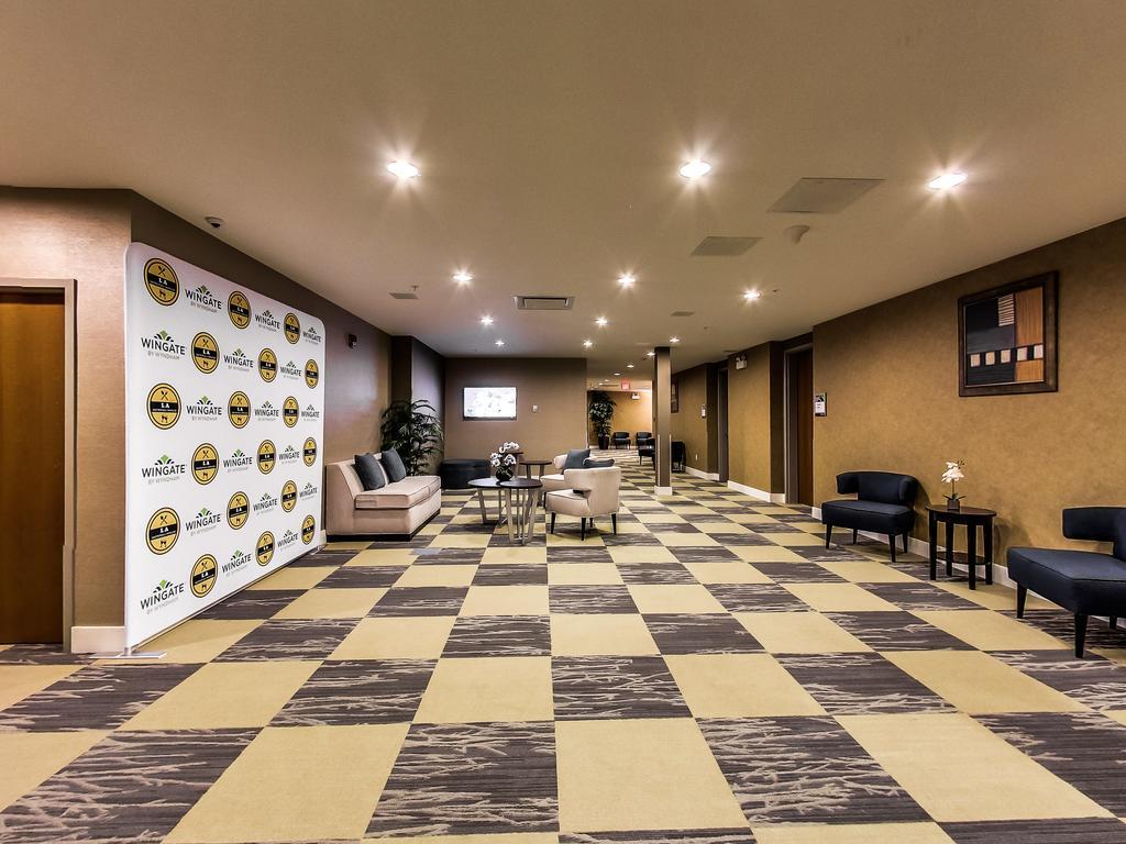Radisson Hotel Edmonton Airport Leduc Extérieur photo